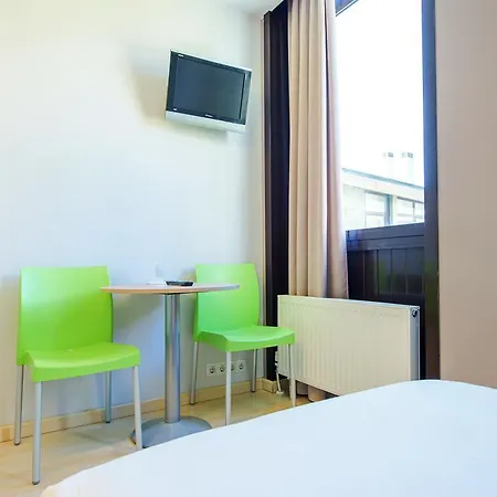 ホテル Campus Cerdanya