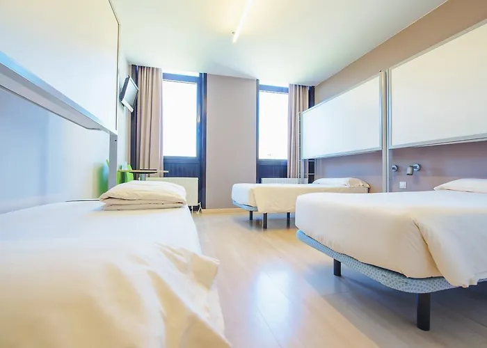 Campus Cerdanya فندق بُويكثيرذا